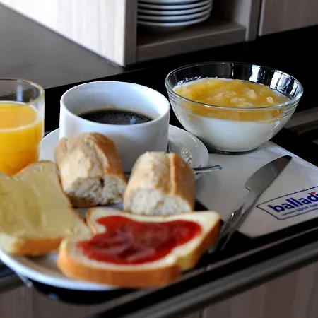 Welcomotel Les Mureaux Hotel Les Mureaux