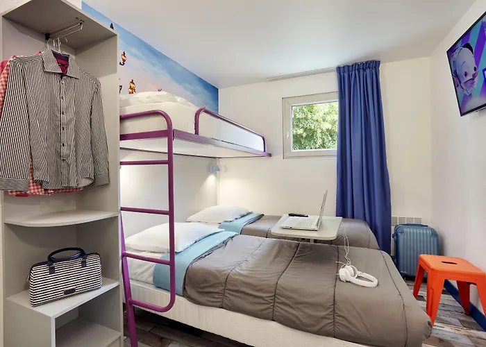 Welcomotel Les Mureaux Hotel