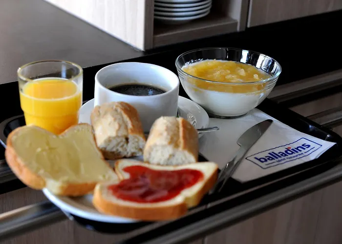 Welcomotel Hotel Les Mureaux